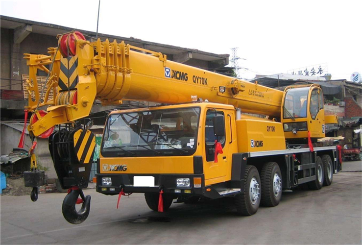 同江市吊车出租选择重点