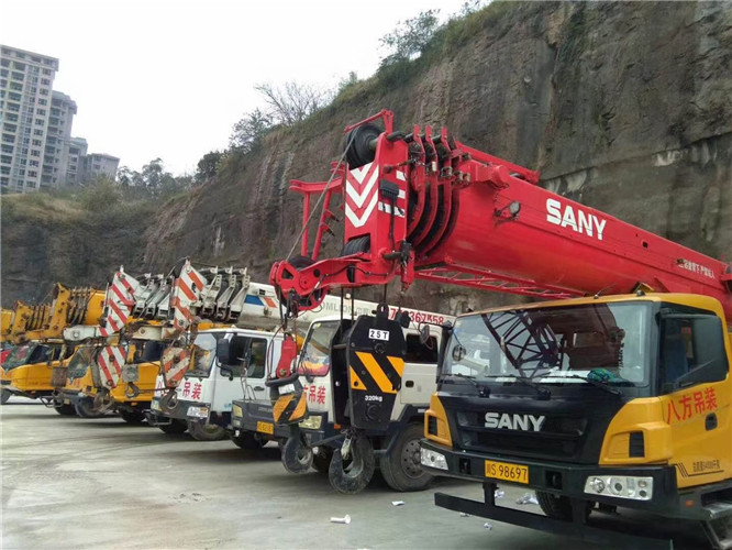 同江市吊车出租按什么计费？台班费、单次费、里程费怎么算？